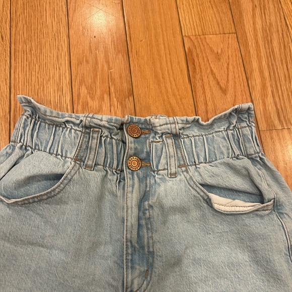 Garage Paperbag Denim shorts - Picture 2 of 5